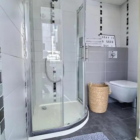 Le Petit Pradignac Croisette - Connect *